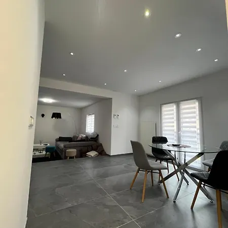 Entire Private House * Roveredo