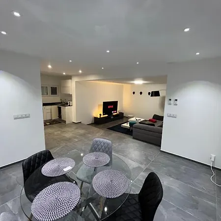 Entire Private House Holiday home